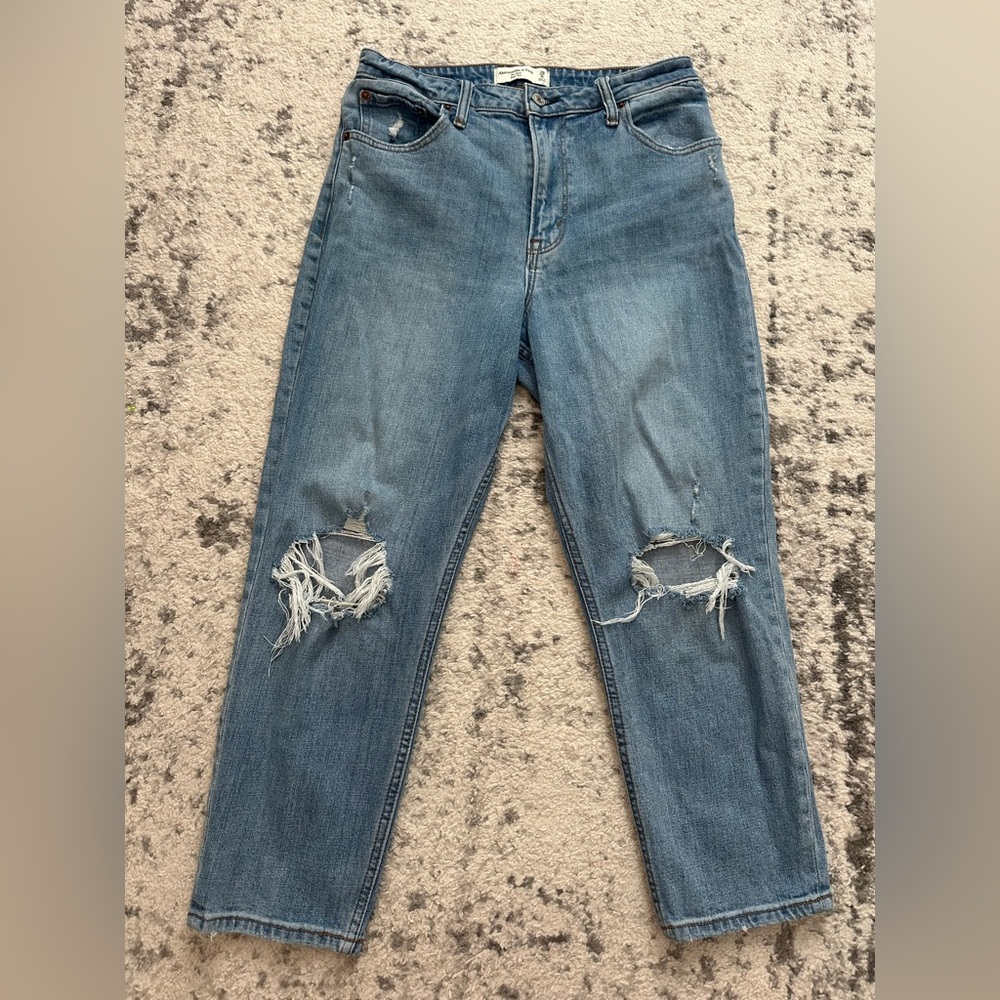 Abercrombie & Fitch Curve Love Mom Jeans